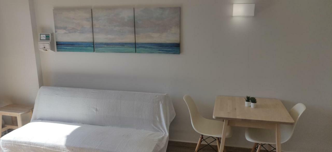 Sunny Suites Jupiter Apartments بينالماذينا المظهر الخارجي الصورة