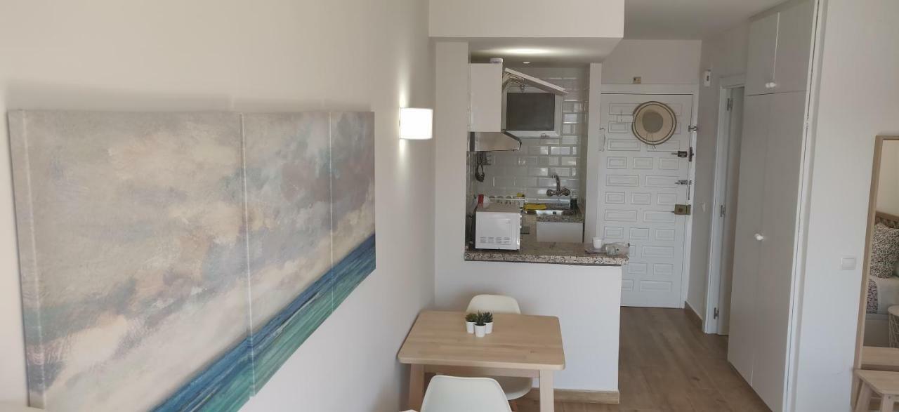 Sunny Suites Jupiter Apartments بينالماذينا المظهر الخارجي الصورة